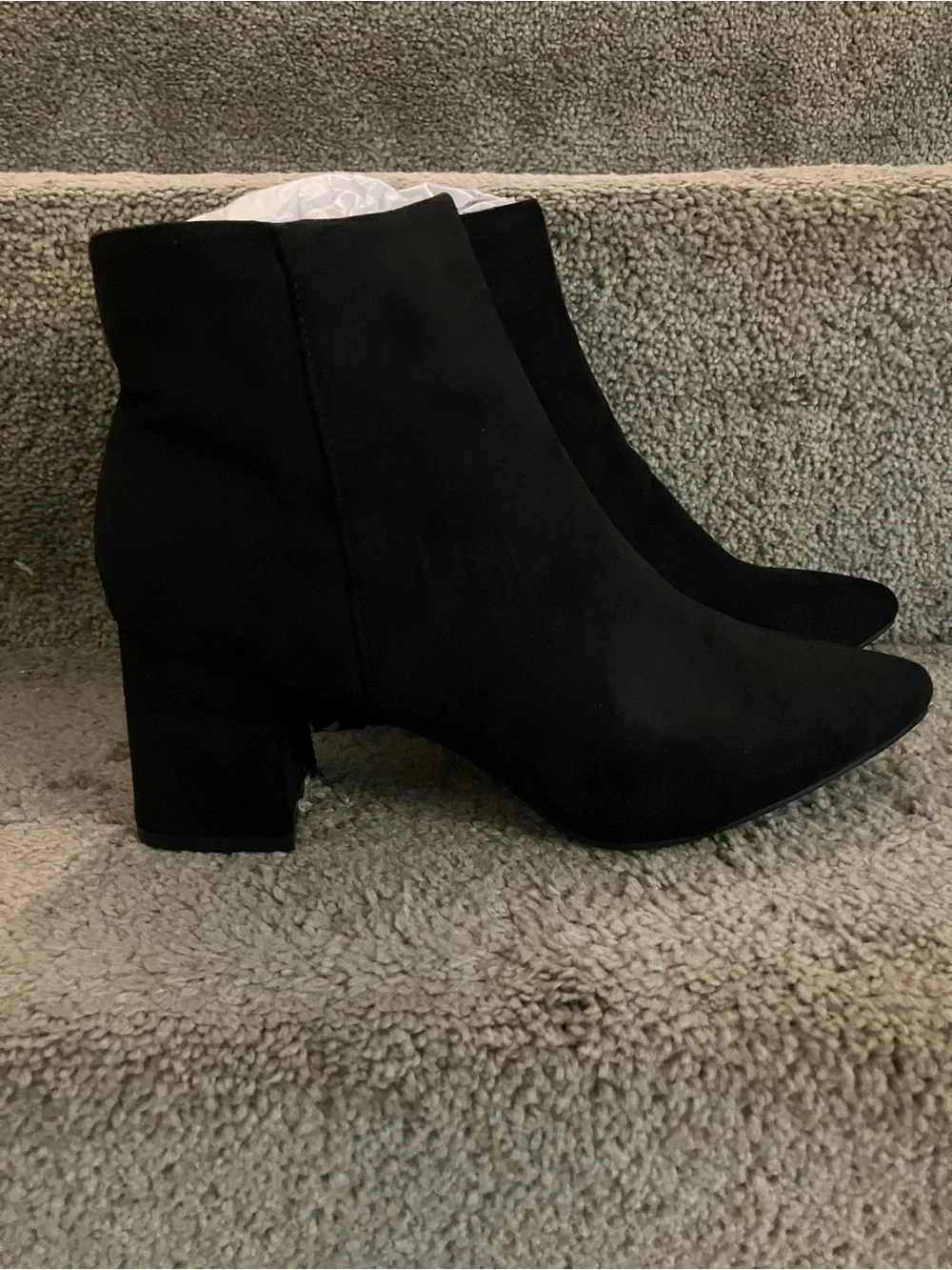 NWB X2B NESSA 1 FAUX SUEDE POINTED TOE BLOCK HEEL ANKLE BOOTS VEGAN SIZE 10